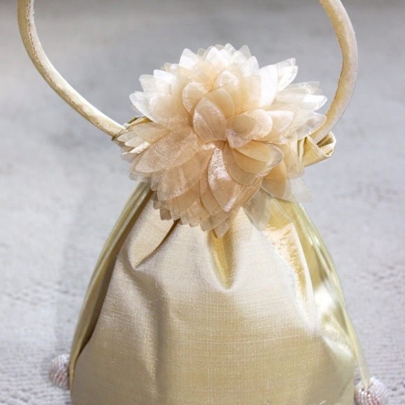 Silk handbag - Picture 7 of 7